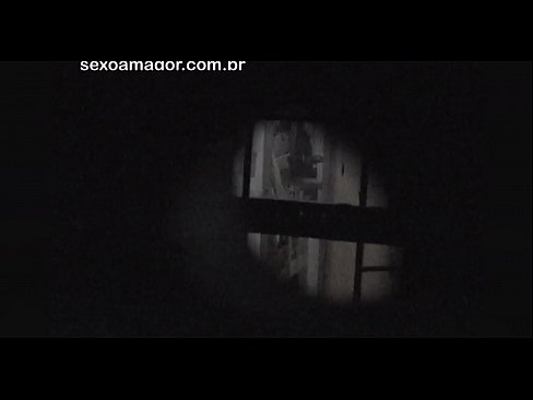 ❤️ Lourinho é secretamente filmado por um voyeur de bairro escondido atrás de tijolos ocos ️ Porno vídeo em pt-br.pornoreino-com.ru