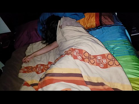 ❤️ Stepson berating sua jovem madrasta enquanto ela dorme. ️ Porno vídeo em pt-br.pornoreino-com.ru